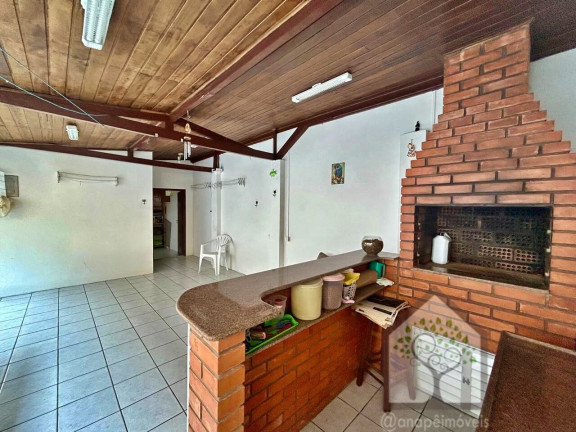 Imagem Casa com 3 Quartos à Venda, 169 m² em Trindade - Florianópolis Imagem Casa com 3 Quartos à Venda, 169 m² em Trindade - Florianópolis