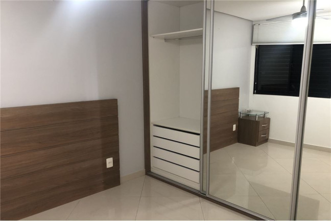 Imagem Imóvel com 3 Quartos à Venda,  em Vila Regente Feijó - São Paulo