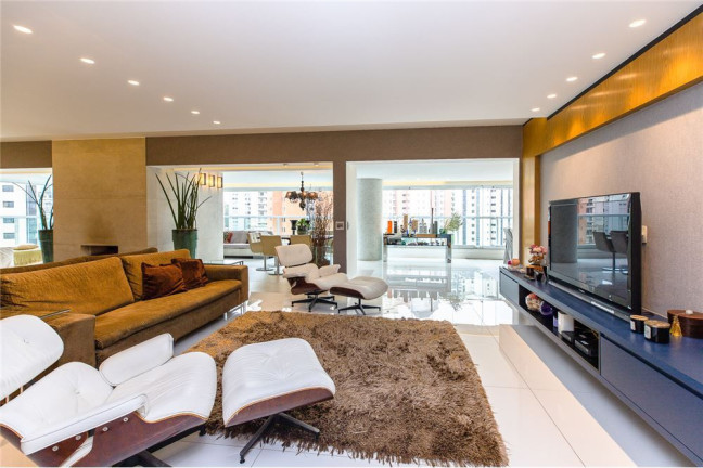 Imagem Apartamento à Venda, 335 m² em Moema - São Paulo Imagem Apartamento à Venda, 335 m² em Moema - São Paulo