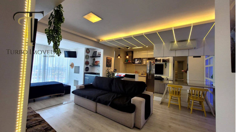 Apartamento com 1 Quarto à Venda, 64 m² em Condomínio Royal Park - São José Dos Campos
