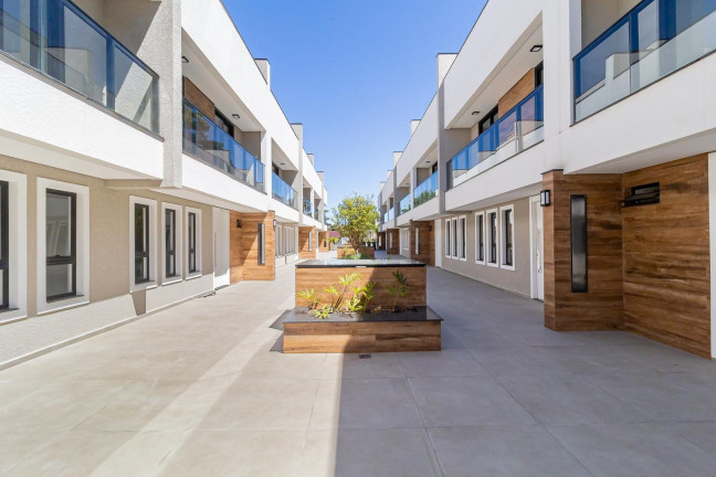 Imagem Casa de Condomínio com 3 Quartos à Venda, 294 m² em Santo Inácio - Curitiba Imagem Casa de Condomínio com 3 Quartos à Venda, 294 m² em Santo Inácio - Curitiba