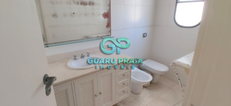 Imagem Apartamento com 4 Quartos à Venda, 150 m² em Pitangueiras - Guarujá