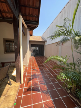 Imagem Casa com 3 Quartos à Venda, 286 m² em Jardim Botânico - Sinop