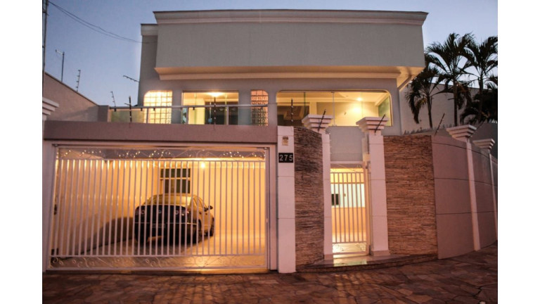 Imóvel com 3 Quartos à Venda, 357 m² em Castelinho - Piracicaba