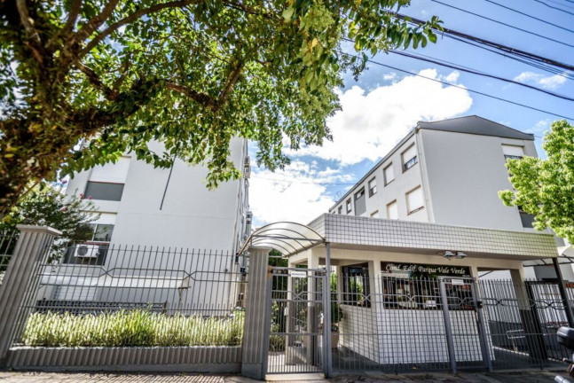Imóvel com 3 Quartos à Venda, 63 m² em Jardim Sabará - Porto Alegre