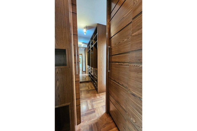 Imagem Imóvel com 4 Quartos à Venda, 193 m² em Vila Suzana - São Paulo Imagem Imóvel com 4 Quartos à Venda, 193 m² em Vila Suzana - São Paulo
