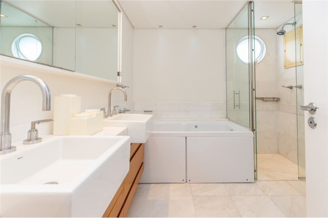 Imagem Apartamento com 3 Quartos à Venda, 198 m² em Vila Nova Conceição - São Paulo Imagem Apartamento com 3 Quartos à Venda, 198 m² em Vila Nova Conceição - São Paulo