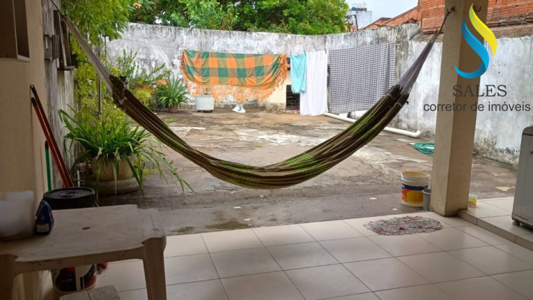 Imagem Casa com 6 Quartos à Venda, 250 m² em Olavo Oliveira - Fortaleza Imagem Casa com 6 Quartos à Venda, 250 m² em Olavo Oliveira - Fortaleza