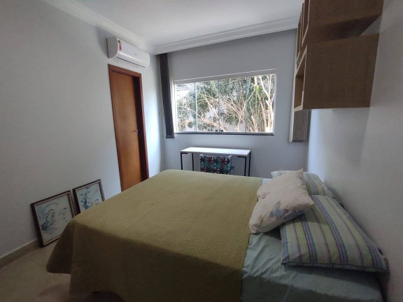 Imagem Casa de Condomínio com 4 Quartos à Venda, 280 m² em Jardins Madri - Goiânia Imagem Casa de Condomínio com 4 Quartos à Venda, 280 m² em Jardins Madri - Goiânia