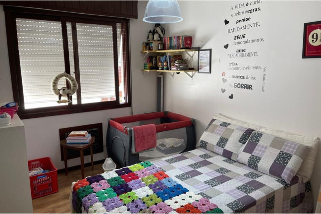Imagem Imóvel com 3 Quartos à Venda, em Passo Da Areia - Porto Alegre Imagem Imóvel com 3 Quartos à Venda, em Passo Da Areia - Porto Alegre