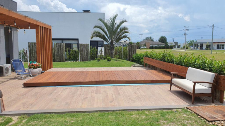 Imagem Casa com 3 Quartos à Venda, 228 m² em Atlântida Sul - Osorio