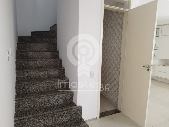 Imagem Sobrado com 4 Quartos à Venda, 160 m² em Lagoa Redonda - Fortaleza