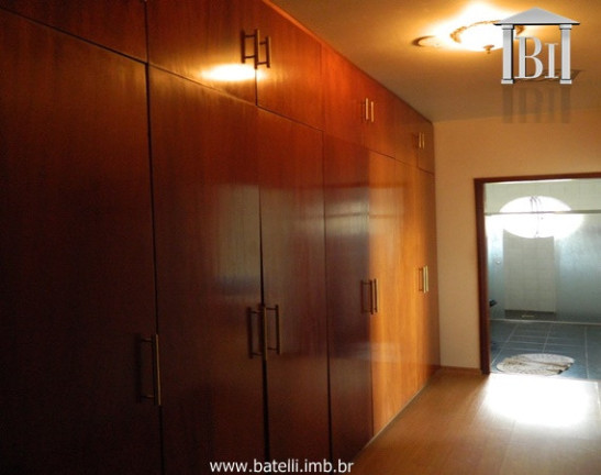 Imagem Casa de Condomínio com 4 Quartos à Venda, 300 m² em Granja Viana - Cotia Imagem Casa de Condomínio com 4 Quartos à Venda, 300 m² em Granja Viana - Cotia