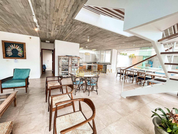 Imagem Sobrado com 5 Quartos à Venda, 388 m² em Guaecá - São Sebastião