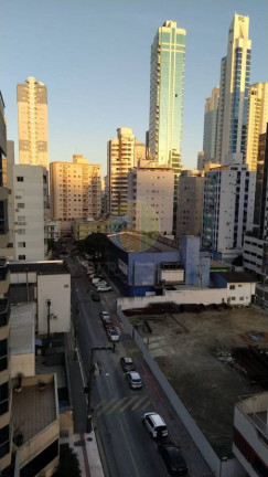Imagem Apartamento com 3 Quartos à Venda, 112 m² em Centro - Balneário Camboriú