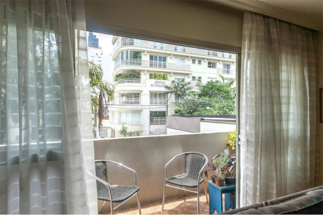 Imagem Apartamento com 3 Quartos à Venda, 198 m² em Itaim Bibi - São Paulo