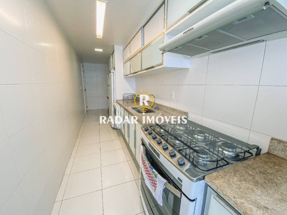Imagem Apartamento com 4 Quartos à Venda, 170 m² em Algodoal - Cabo Frio
