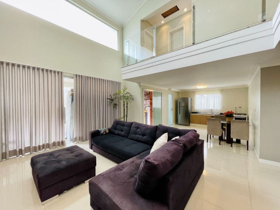 Imagem Casa com 3 Quartos à Venda, 238 m² em Fortaleza Alta - Blumenau
