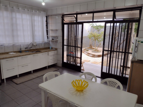 Imagem Casa com 4 Quartos à Venda, 450 m² em Ingleses Do Rio Vermelho - Florianópolis Imagem Casa com 4 Quartos à Venda, 450 m² em Ingleses Do Rio Vermelho - Florianópolis