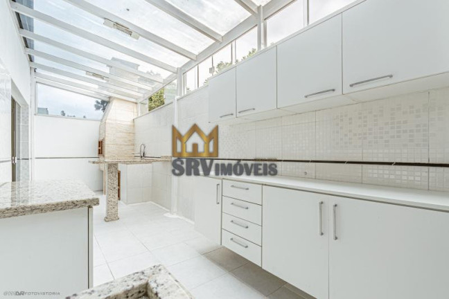 Imagem Sobrado com 2 Quartos à Venda, 213 m² em Boa Vista - Curitiba