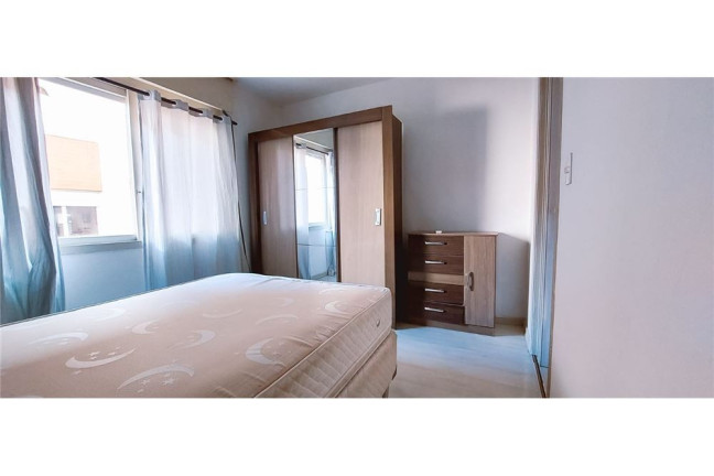Imagem Imóvel com 1 Quarto à Venda,  em Passo Da Areia - Porto Alegre