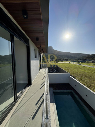 Imagem Casa com 3 Quartos à Venda, 300 m² em Pedra Branca - Palhoça