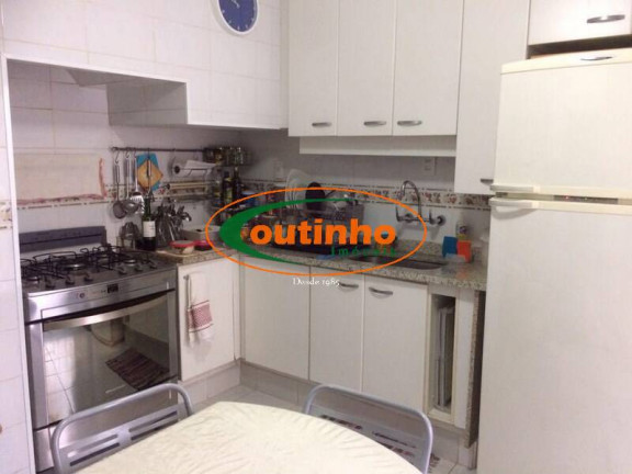 Imagem Casa com 5 Quartos à Venda, 236 m² em Tijuca - Rio De Janeiro Imagem Casa com 5 Quartos à Venda, 236 m² em Tijuca - Rio De Janeiro