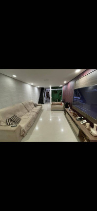 Imagem Casa com 3 Quartos à Venda, 250 m² em Vila Assunção - Santo André