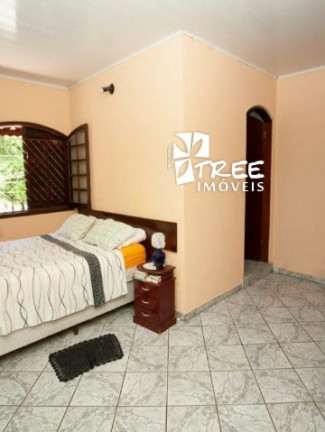 Imagem Casa com 3 Quartos à Venda, 227 m² em Jardim Cumbica - Guarulhos Imagem Casa com 3 Quartos à Venda, 227 m² em Jardim Cumbica - Guarulhos