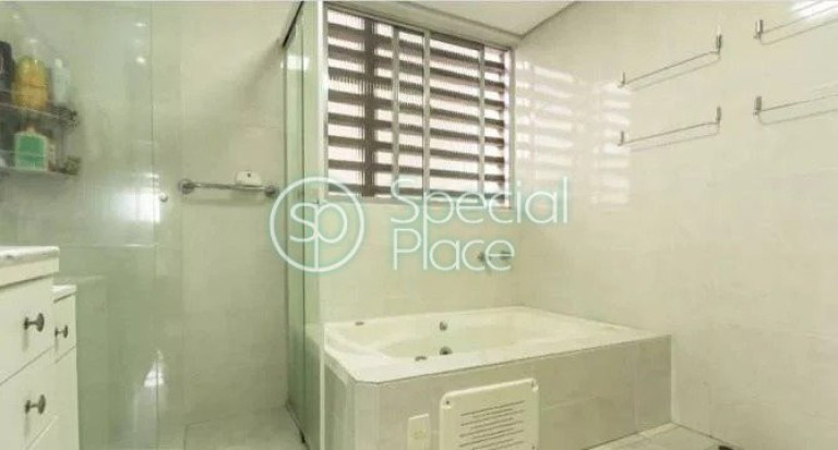 Imagem Apartamento com 3 Quartos à Venda, 200 m² em Itaim Bibi - São Paulo