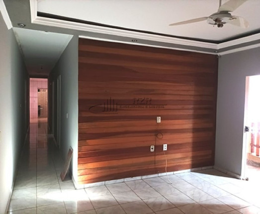 Casa com 4 Quartos à Venda, 258 m² em Jd. Santa Luzia - Luís Antônio
