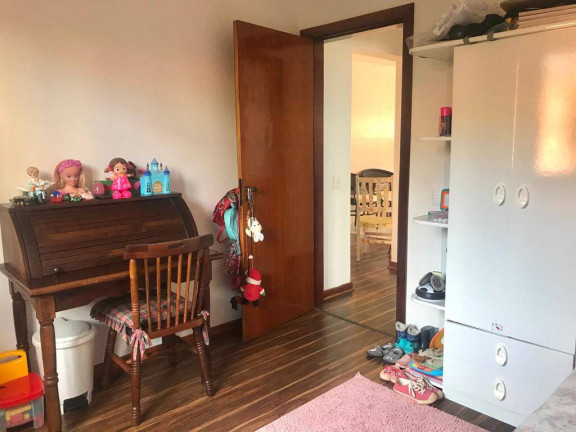 Imagem Sobrado com 3 Quartos à Venda, 210 m² em Parque Imbiry - Campos Do Jordão Imagem Sobrado com 3 Quartos à Venda, 210 m² em Parque Imbiry - Campos Do Jordão