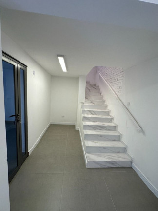 Imagem Casa com 3 Quartos à Venda, 241 m² em Bela Vista - São Paulo Imagem Casa com 3 Quartos à Venda, 241 m² em Bela Vista - São Paulo