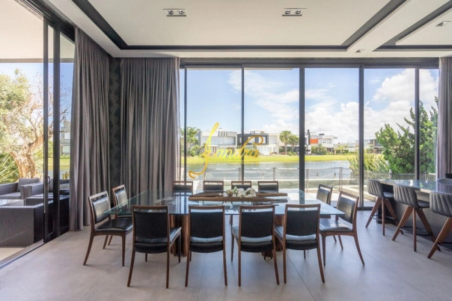 Imagem Casa de Condomínio com 6 Quartos à Venda, 511 m² em Centro - Xangri-la