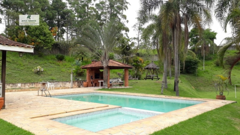 Imagem Chácara com 4 Quartos à Venda, 8.000 m² em Caetê - São Roque Imagem Chácara com 4 Quartos à Venda, 8.000 m² em Caetê - São Roque
