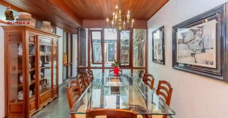 Imagem Casa com 4 Quartos à Venda, 310 m² em Moema - São Paulo Imagem Casa com 4 Quartos à Venda, 310 m² em Moema - São Paulo