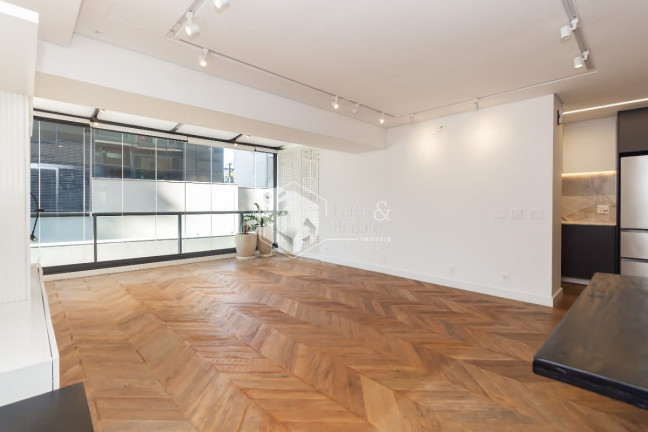Imagem Apartamento com 2 Quartos à Venda, 126 m² em Itaim Bibi - São Paulo