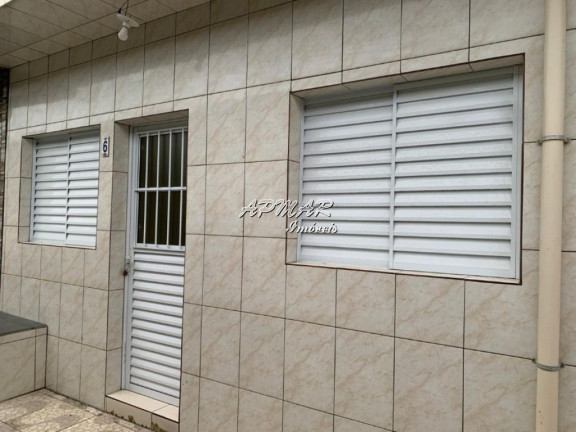 Imagem Casa com 2 Quartos à Venda, 45 m² em Solemar - Praia Grande Imagem Casa com 2 Quartos à Venda, 45 m² em Solemar - Praia Grande