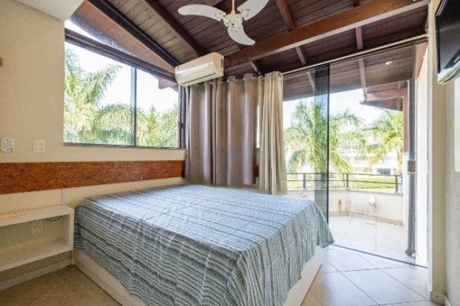 Imagem Sobrado com 3 Quartos para Alugar, 160 m² em Cachoeira Do Bom Jesus - Florianópolis