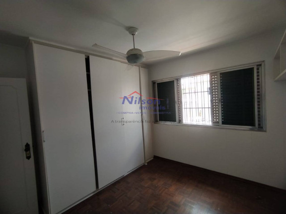 Imagem Casa com 4 Quartos à Venda, em Guarulhos Imagem Casa com 4 Quartos à Venda, em Guarulhos