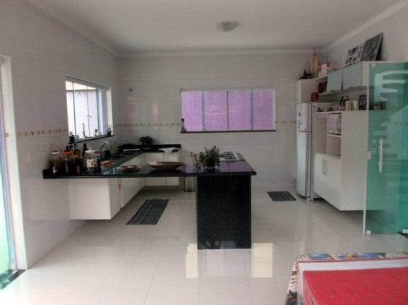 Imagem Casa com 4 Quartos à Venda, 360 m² em Tres Marias - Peruíbe Imagem Casa com 4 Quartos à Venda, 360 m² em Tres Marias - Peruíbe