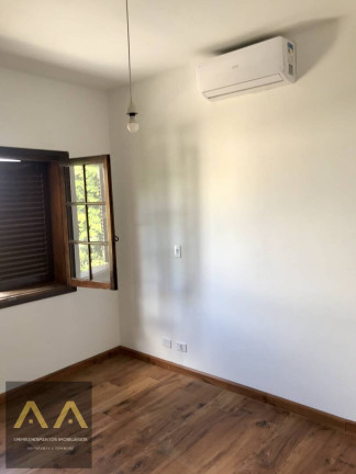 Imagem Casa com 4 Quartos à Venda, 360 m² em Alphaville - Santana De Parnaíba Imagem Casa com 4 Quartos à Venda, 360 m² em Alphaville - Santana De Parnaíba