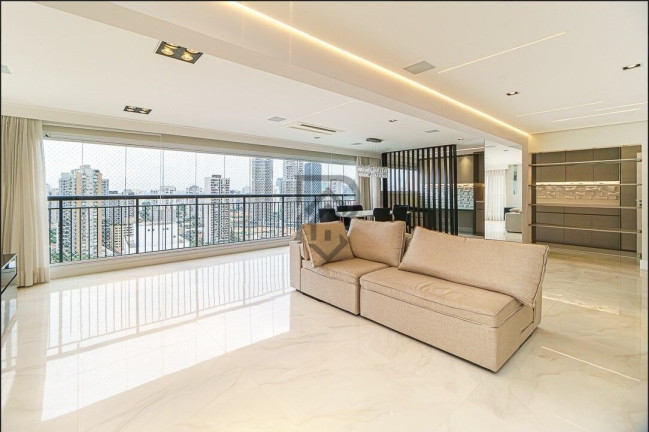Apartamento com 3 Quartos à Venda, 213 m² em Brooklin - São Paulo