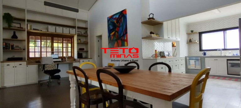 Imagem Casa com 4 Quartos à Venda, 313 m² em São Lourenço - São Lourenço