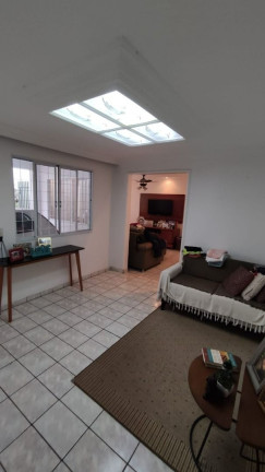 Imagem Casa com 3 Quartos à Venda, 240 m² em Conjunto Habitacional Sol Nascente - Maringa Imagem Casa com 3 Quartos à Venda, 240 m² em Conjunto Habitacional Sol Nascente - Maringa