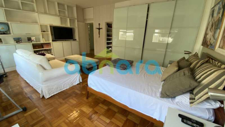 Imagem Apartamento com 4 Quartos à Venda, 340 m² em Copacabana - Rio De Janeiro Imagem Apartamento com 4 Quartos à Venda, 340 m² em Copacabana - Rio De Janeiro