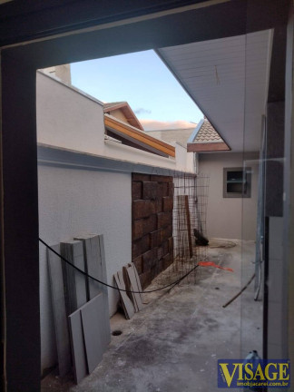 Imagem Casa com 3 Quartos à Venda, 140 m² em Pq. Santa Paula - Jacareí Imagem Casa com 3 Quartos à Venda, 140 m² em Pq. Santa Paula - Jacareí