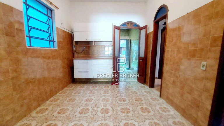Imagem Casa com 3 Quartos à Venda, 182 m² em Albuquerque - Teresópolis Imagem Casa com 3 Quartos à Venda, 182 m² em Albuquerque - Teresópolis
