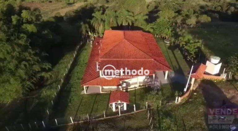 Chácara com 8 Quartos à Venda, 512 m² em Zona Rural - Bofete
