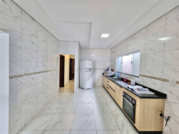 Imagem Casa com 3 Quartos à Venda, 250 m² em Solemar - Praia Grande Imagem Casa com 3 Quartos à Venda, 250 m² em Solemar - Praia Grande